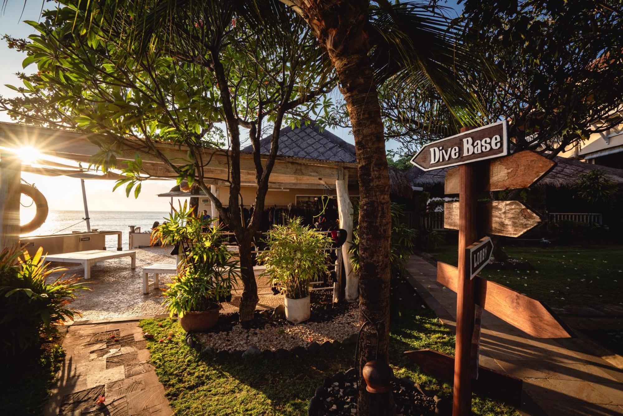 Tauch Terminal Resort Tulamben & Spa Exterior photo