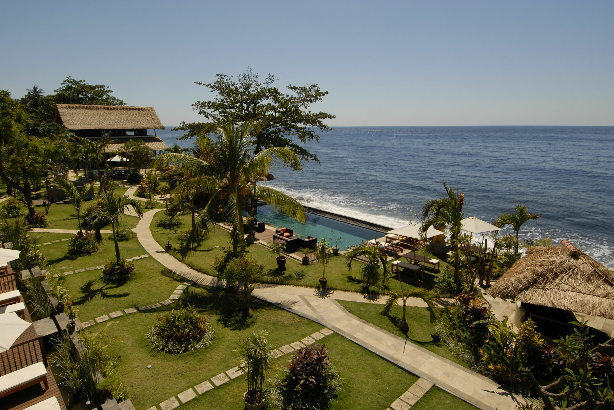 Tauch Terminal Resort Tulamben & Spa Exterior photo